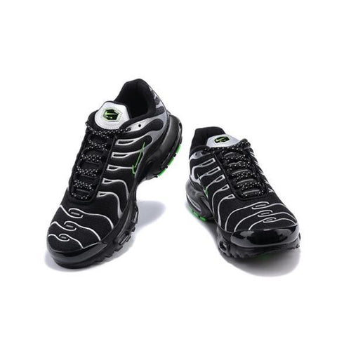 Air Max Plus Black Silver Green Strike