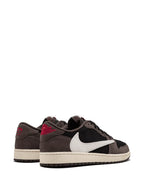 Jordan 1 Retro Low OG SP "Travis Scott Mocha"