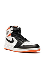 Jordan 1 Retro High OG "Electro Orange"