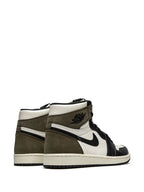 Jordan 1 Retro High OG « Dark Mocha »