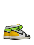 Jordan 1 Retro High OG "Black-Volt"