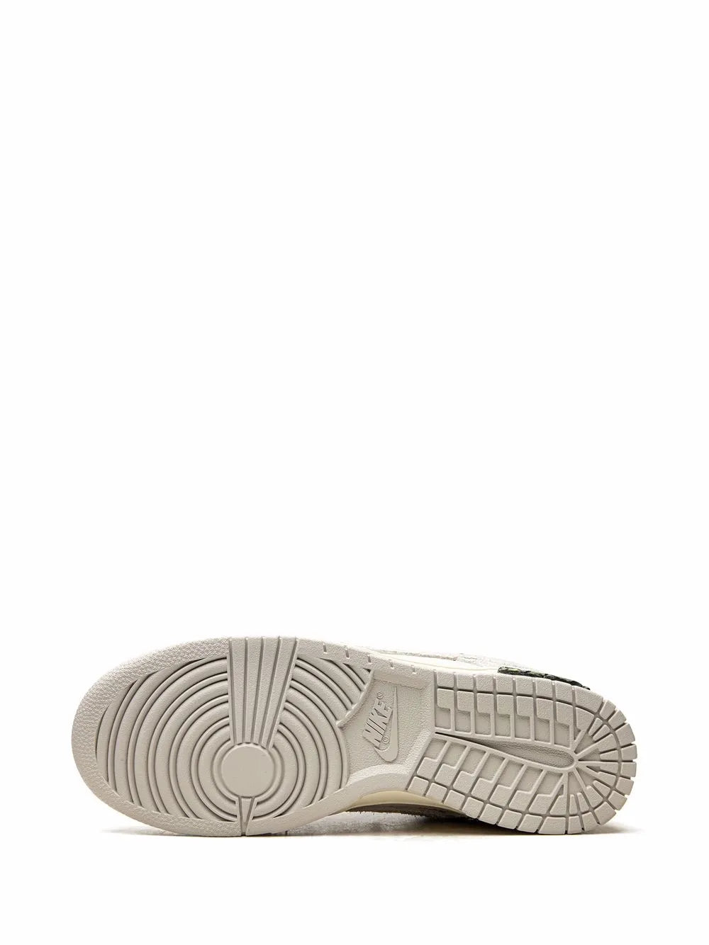 Dunk Low Off-White “Lot 32”