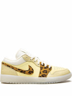 Jordan 1 Low "SNKRS Day" (W)