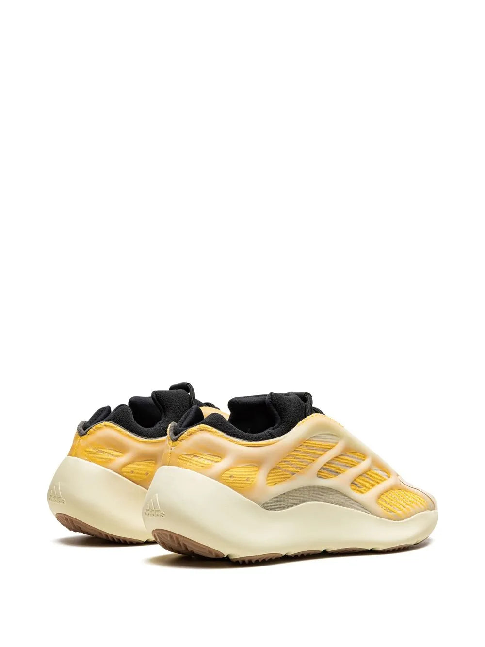 Yeezy 700 V3 "Safflower"