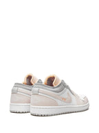 Jordan 1 Low "Inside Out Cream White Light Grey” (GS)