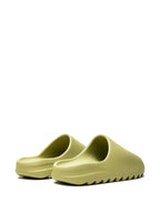 Yeezy Slide “Resin”