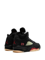 Jordan 5 Retro GORE-TEX “Off-Noir” (W)