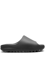 Yeezy Slide “Onyx”