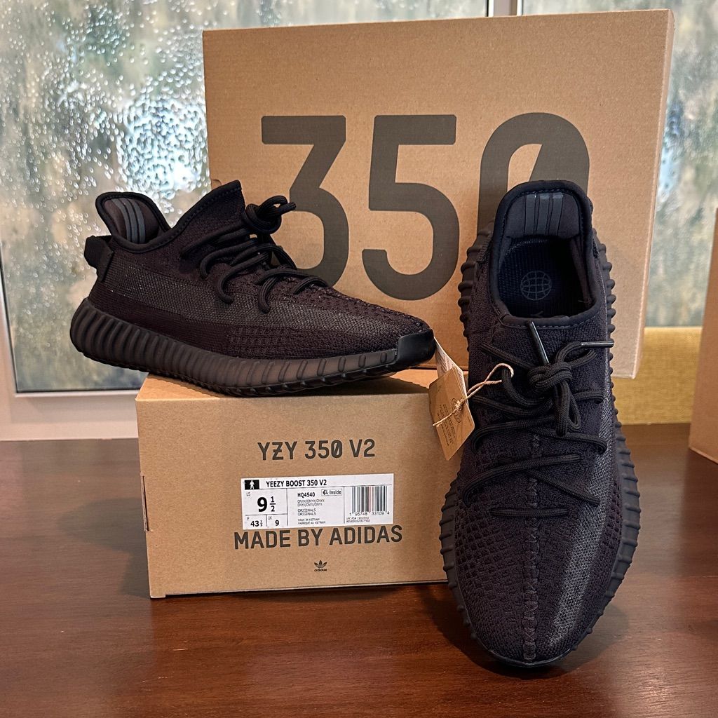 Yeezy Boost 350 V2 « Noir » (non réfléchissant)