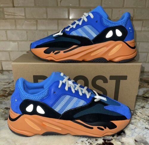Yeezy 700 "Bright Blue"
