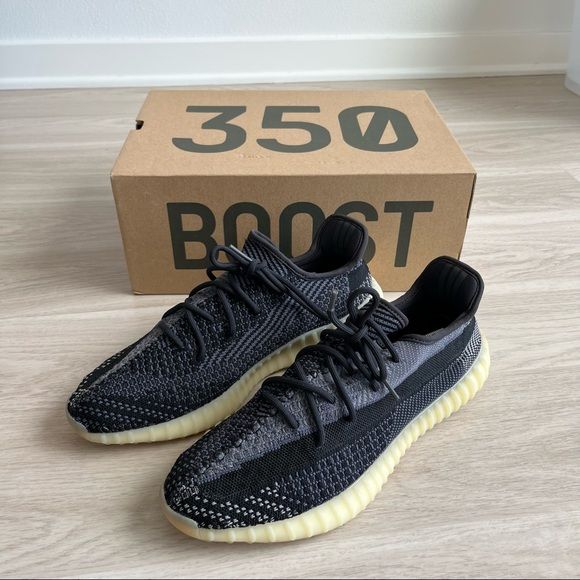 Yeezy Boost 350 V2 « Carbon »