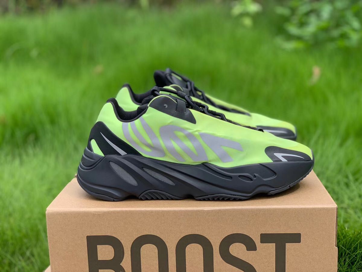 Yeezy 700 "MNVN Phosphor"