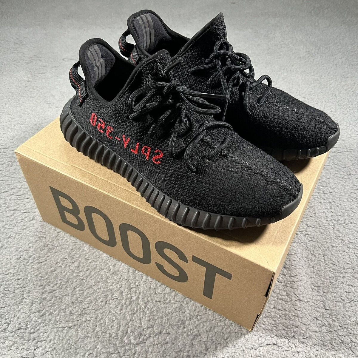 Yeezy Boost 350 V2 « Black Red » (2017)