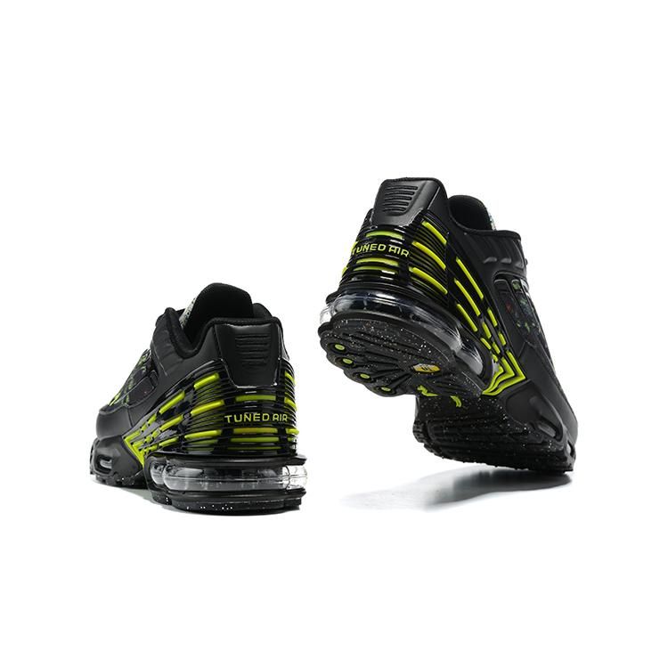 Air Max Plus 3 Noir Volt