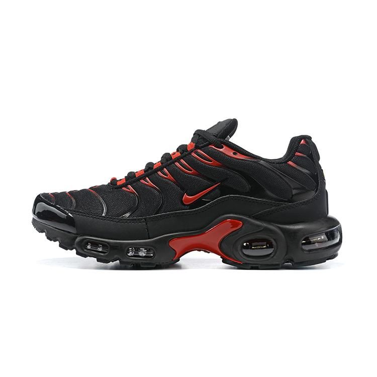 Air Max Plus Noir Rouge Université
