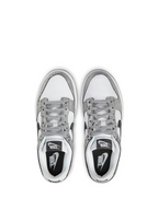 Nike Dunk Low Metallic Silver (W)