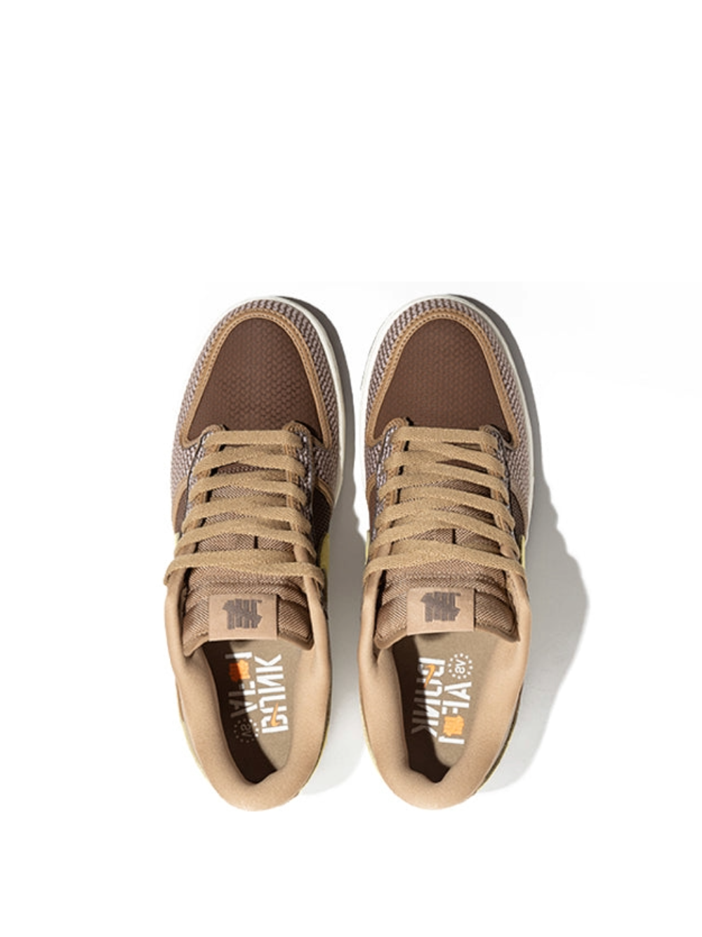 Nike x Undefeated Dunk Low SP Canteen