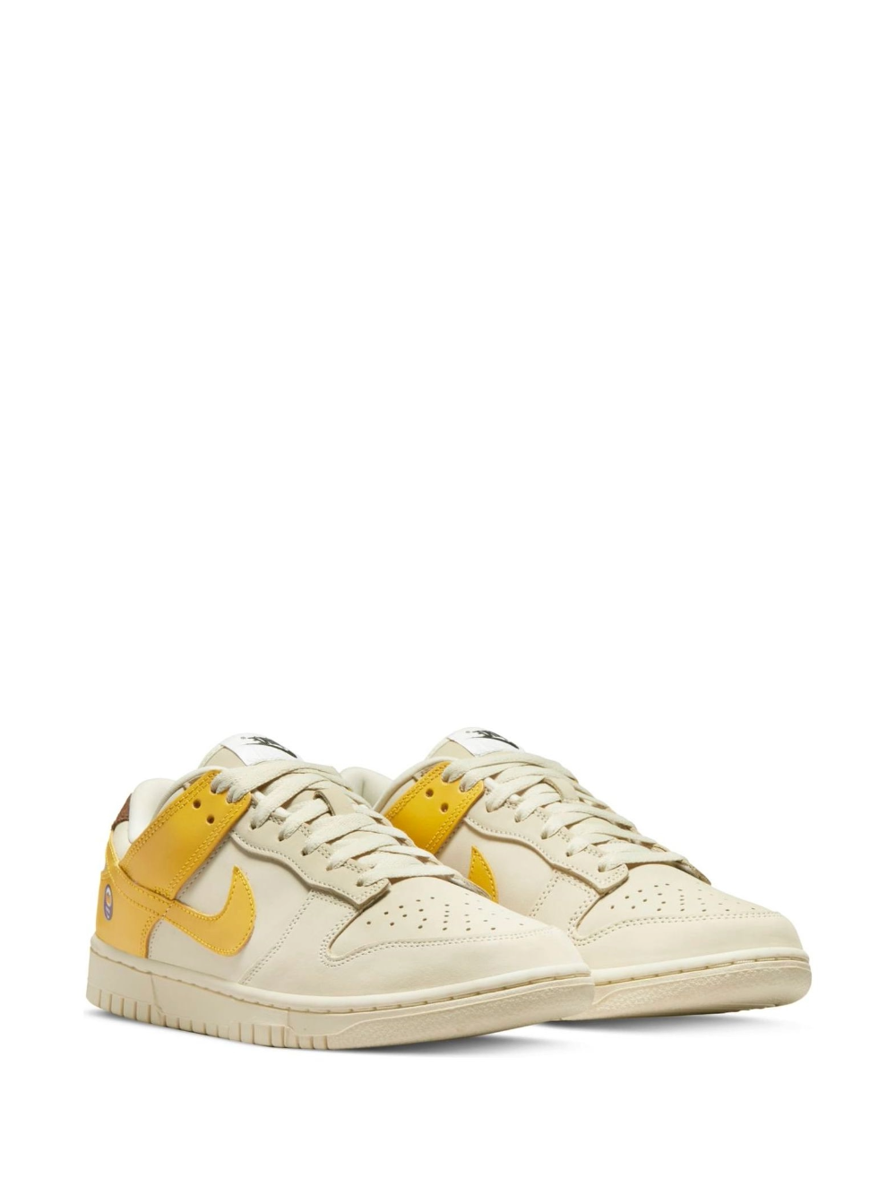 Dunk Low LX Banana (W 