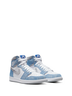 Air Jordan 1 Retro High OG Hyper Royal