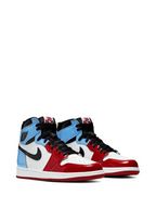 Jordan 1 Retro High OG « Fearless UNC to Chicago »