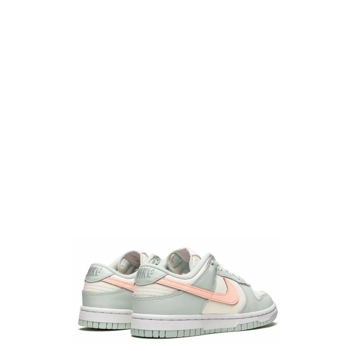 Dunk Low "Barely Green" (W)