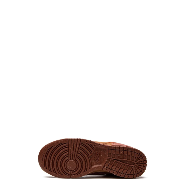 Dunk Low Disrupt 2 "Desert Bronze Pink Prime" (W)