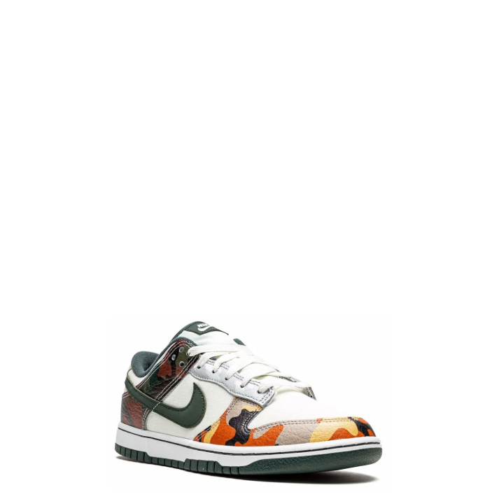 Dunk Low SE "Multi Camo"