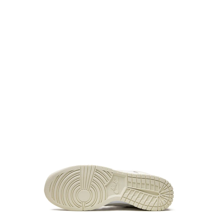 Dunk Low “Coconut Milk”