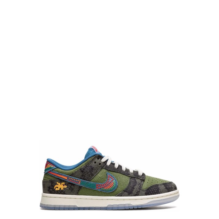 Dunk Low “Siempre Familia”