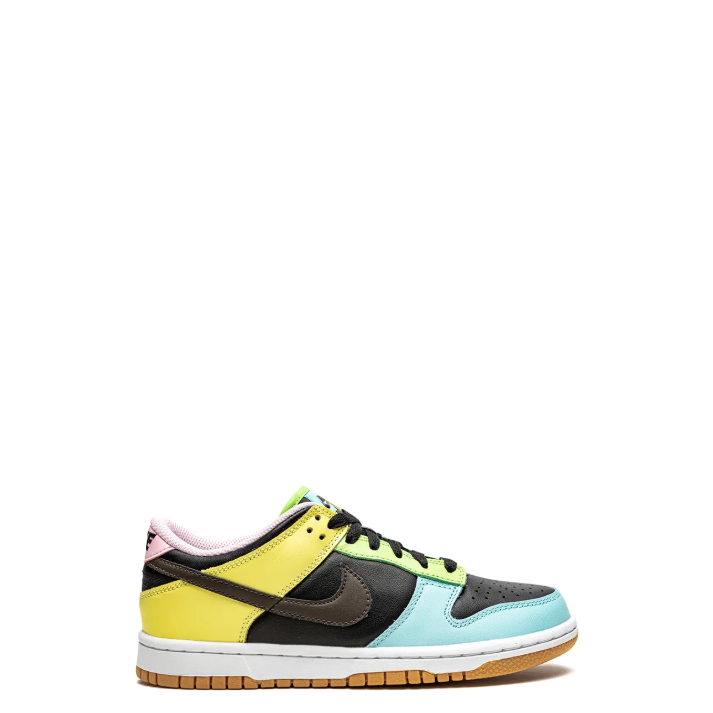 Dunk Low SE “Free.99 Black”