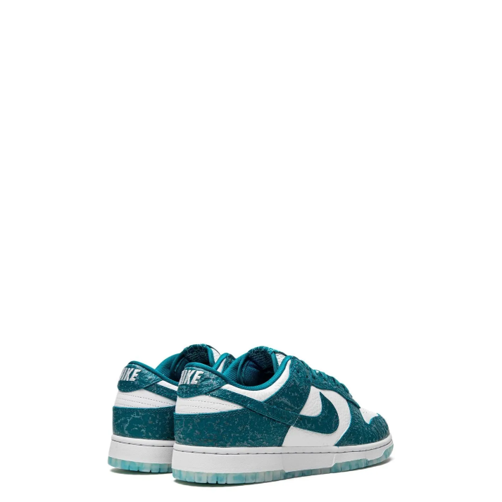 Dunk Low “Ocean” (W)