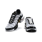 Air Max Plus Noir Blanc Or