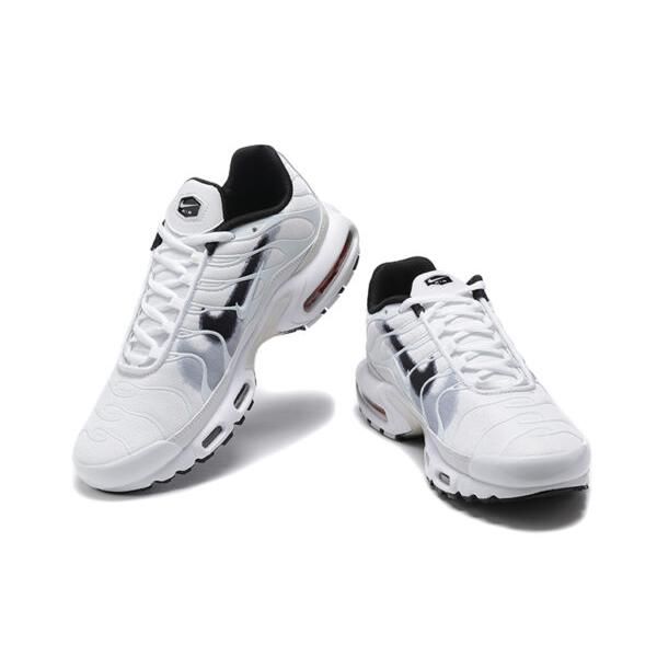 Air Max Terrascape Plus Spray Paint Swoosh
