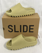 Yeezy Slide “Resin”